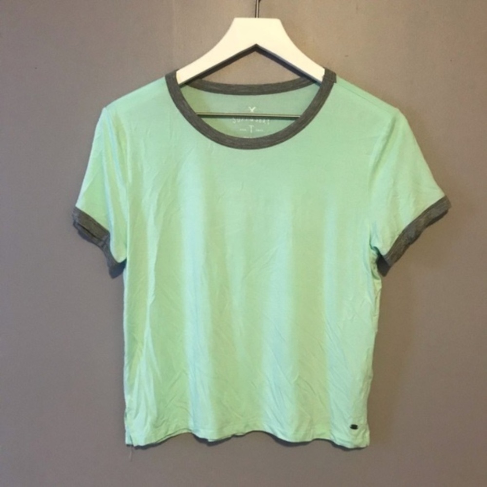 American Eagle Soft & Sexy Cropped Tee Size Large
